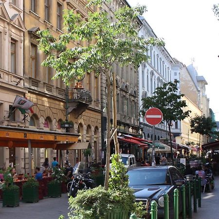 Cozy Apartment On Raday Corso Budapest Exteriör bild