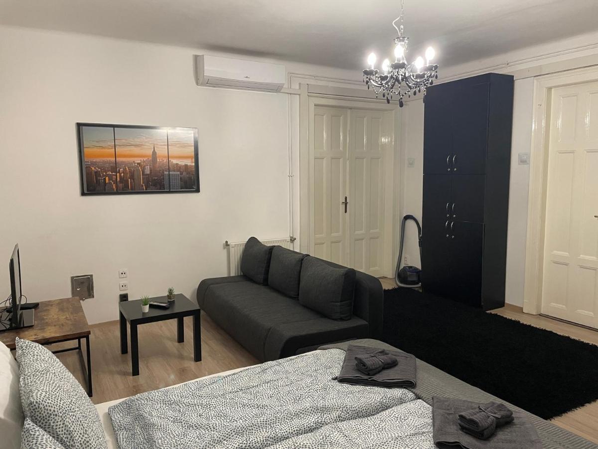 Cozy Apartment On Raday Corso Budapest Exteriör bild